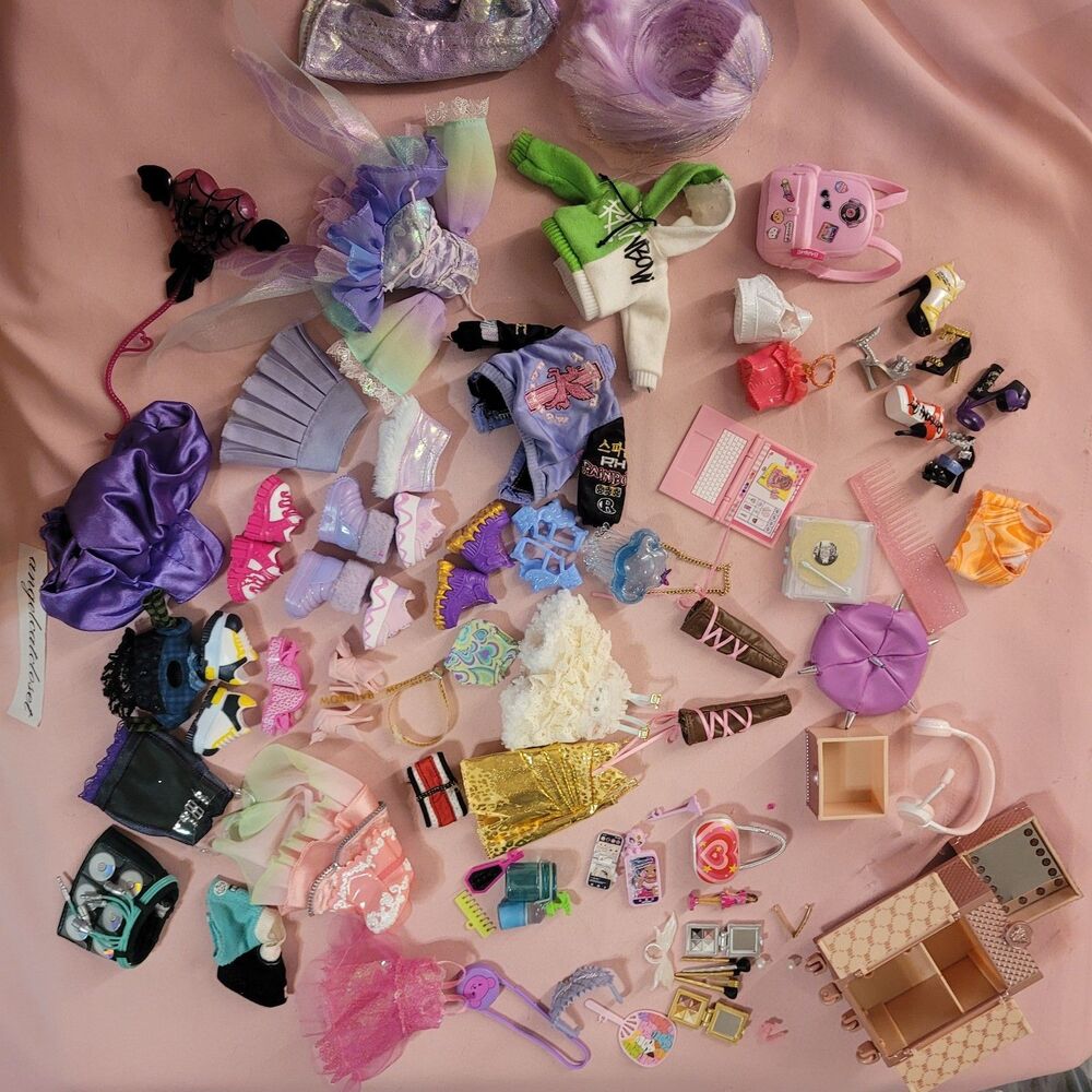 Rainbow High Monster High Fashion Doll Clothes Mirror Mi Shoes Accessories Lot